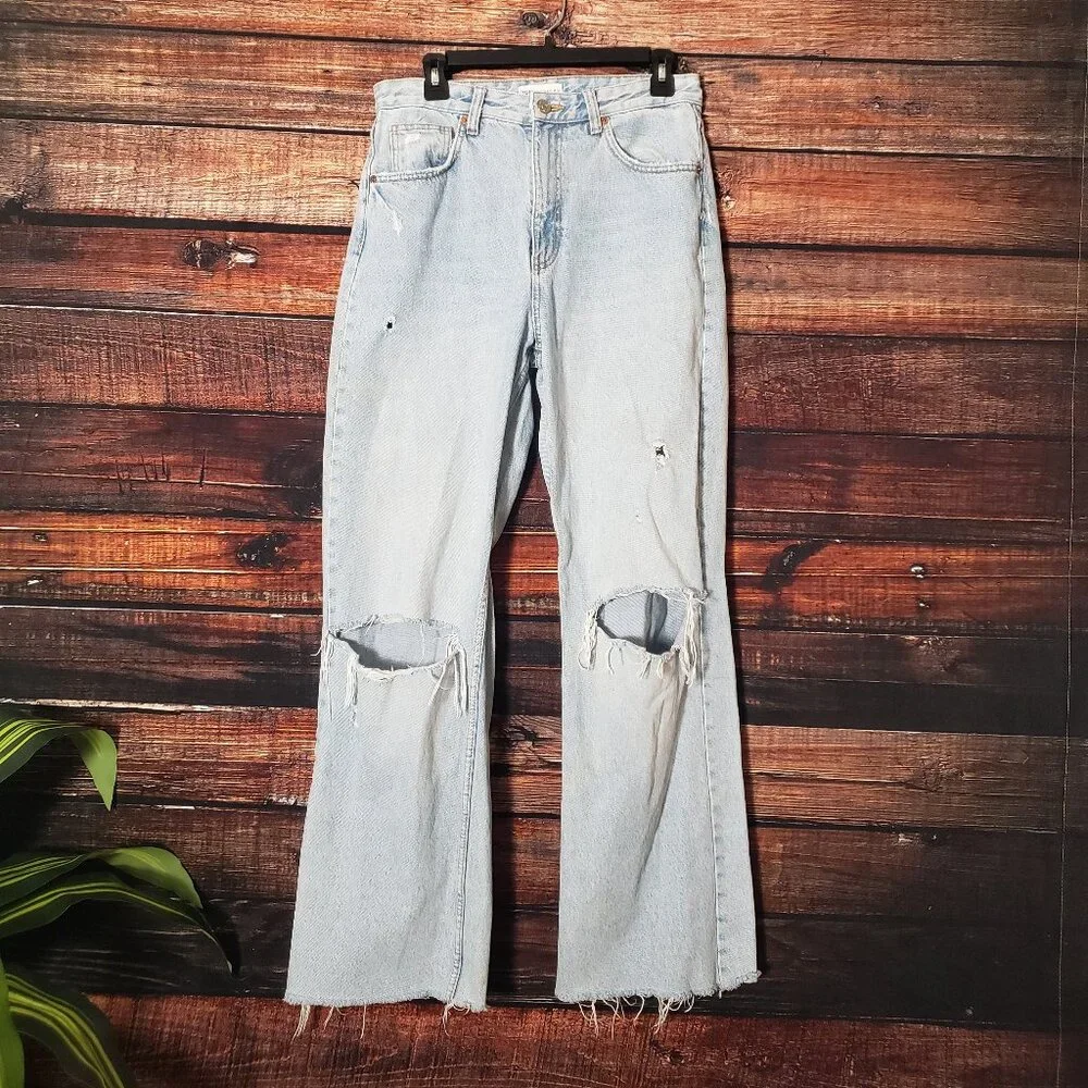 Zara Size 8 Super High Rise Distressed Wide Leg Light Blue Denim Jeans Raw Hem - Picture 1 of 7